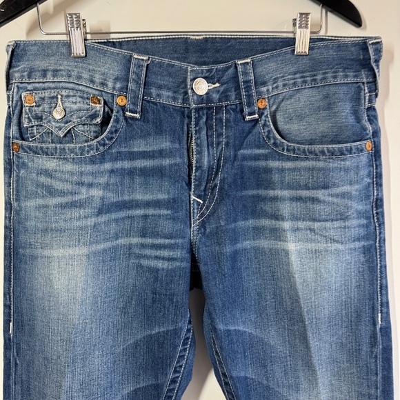 True Religion  Blue Straight Leg Distressed Denim Classic Stitch Jeans Size 34 - Picture 3 of 16